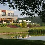 Golf Club ホテル 4*