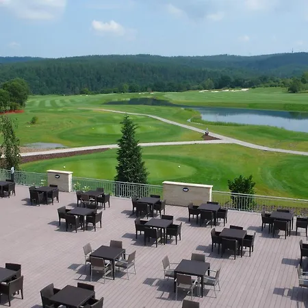 호텔 Golf Club 4*