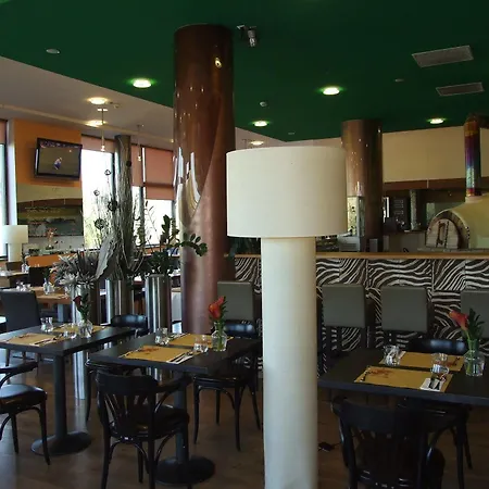 Отель Beroun Golf Club Бероун