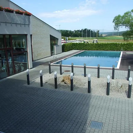 Golf Club Hotel