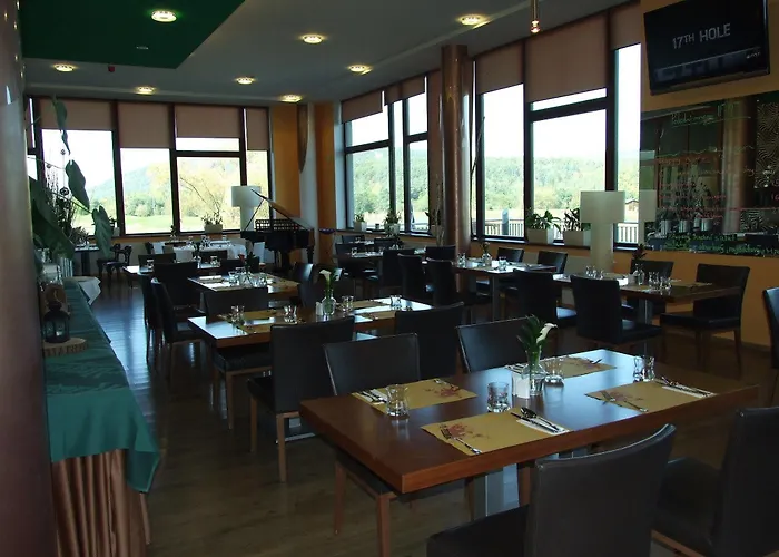 Golf Club 4*